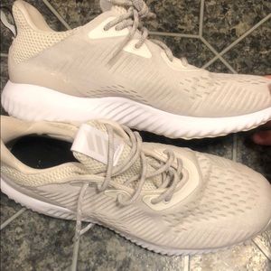 Adidas Alpha Bounce